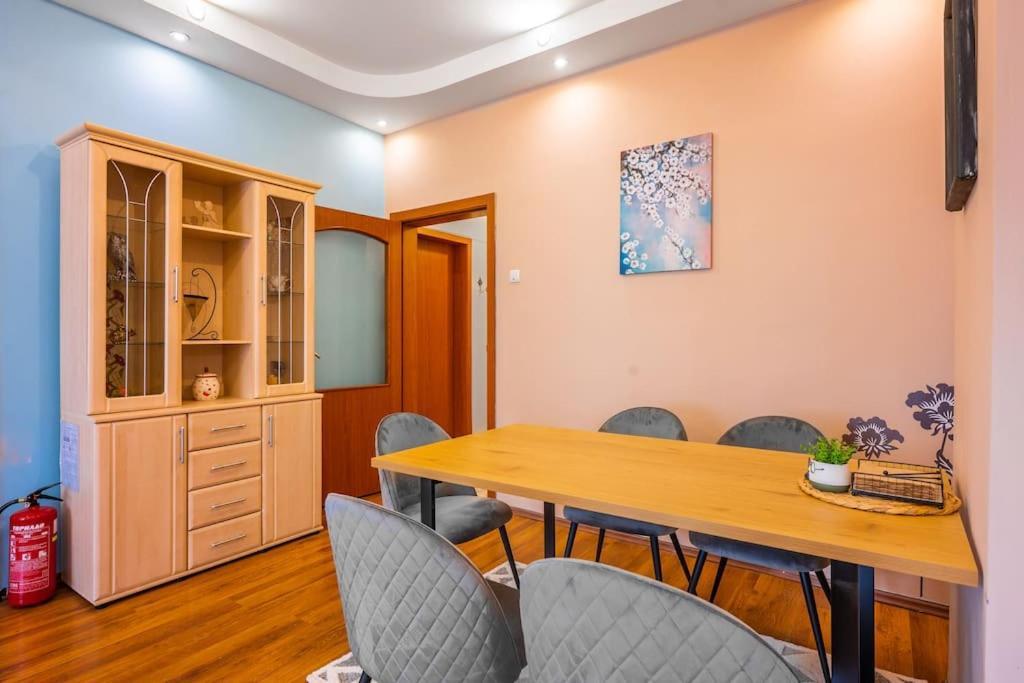Spacious 3Bd Central Apartment Sofia Exterior foto